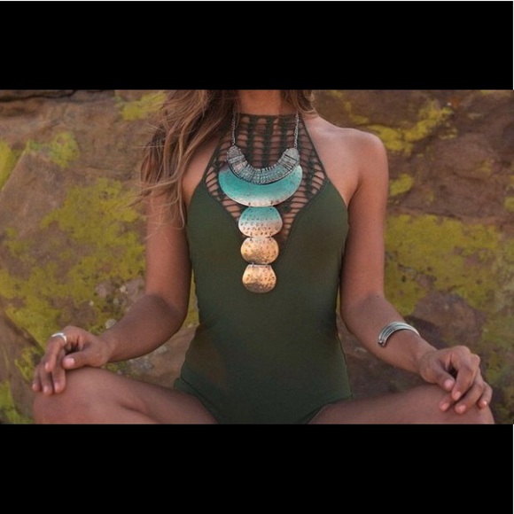 Acacia Teahupo'o Onepiece - Picture 6 of 6